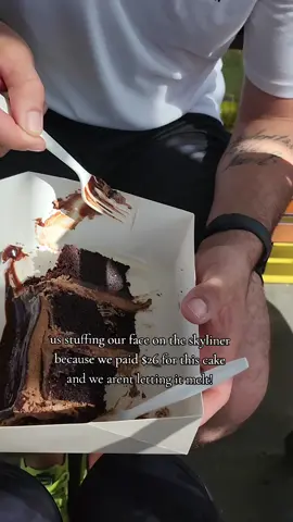 getting every dollars worth out of the cake bake cake! #disney #disneyworld #cakebake #boardwalk #cake #skyliner 