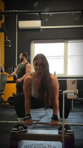 Algun día grabaré decentemente 🥲 . #fyp #viral #gym #tiktok #motivation #parati #Fitness #bodybuilding #workout 