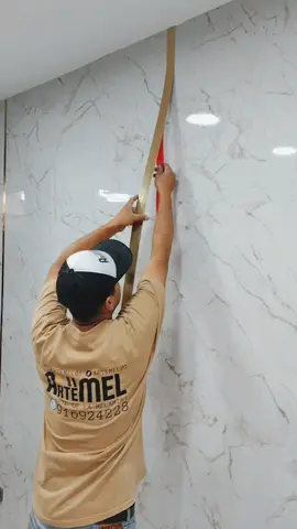 CINTA DE ACERO ESPEJO   #wallpanel #marmolpvc #lucesled #led #wall #marmol #mueblesmodernos #melamina #mueblesparatv #mueblesdemelamina #melamine #mublesamedida #mublesamedida #mublesparacocinas #artemel #lima #carabayllo #lima #viral #pisospc #pisosistemaclick #pisolaminado #pisovinil #intalaciondepisoscp #iluminacionled ladordepisos #instalaciondepisolaminado #espejo #espejoconluz #espejomedialuna #espejoconluLez #wallpanelconluzled #wallpanelconluz #luzled #iluminacionled