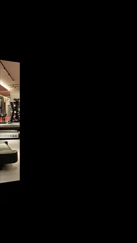 #lifefitness #seara #treadmill #cardio #cardioworkout #touchscreen #worldclass #explore #exploremore #smooth #aspire #gym #GymTok #Fitness #fitnessmotivation #fitnesstips 