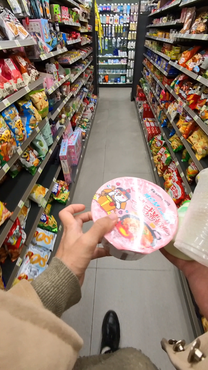#icecup #ramen #asmr #korea #conveniencestore 