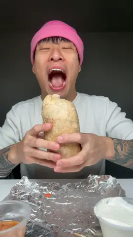 Over under: chipotle burrito #chipotle #burrito #burritos #burritobowl #eating #Foodie #fyp 