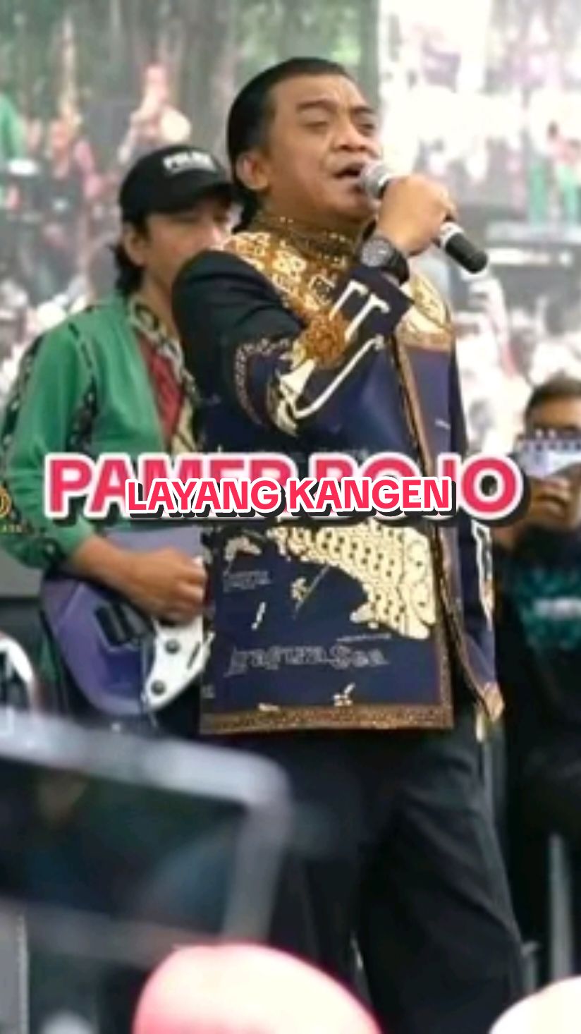 LAYANG KANGEN  Title  : Layang Kangen  Artist  : Didi Kempot  Songwriter  : Didi Kempot  Source  : YouTube UGM Channel  ……………………………………………… #layangkangen  #didikempot  #sobatambyar  #kempoters  #fypシ゚  #dwiprass  .……………………………………………