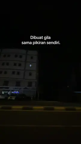 Aku capek overthinking tiap malam 😭😭😭#xybca #sadstory #4upage 