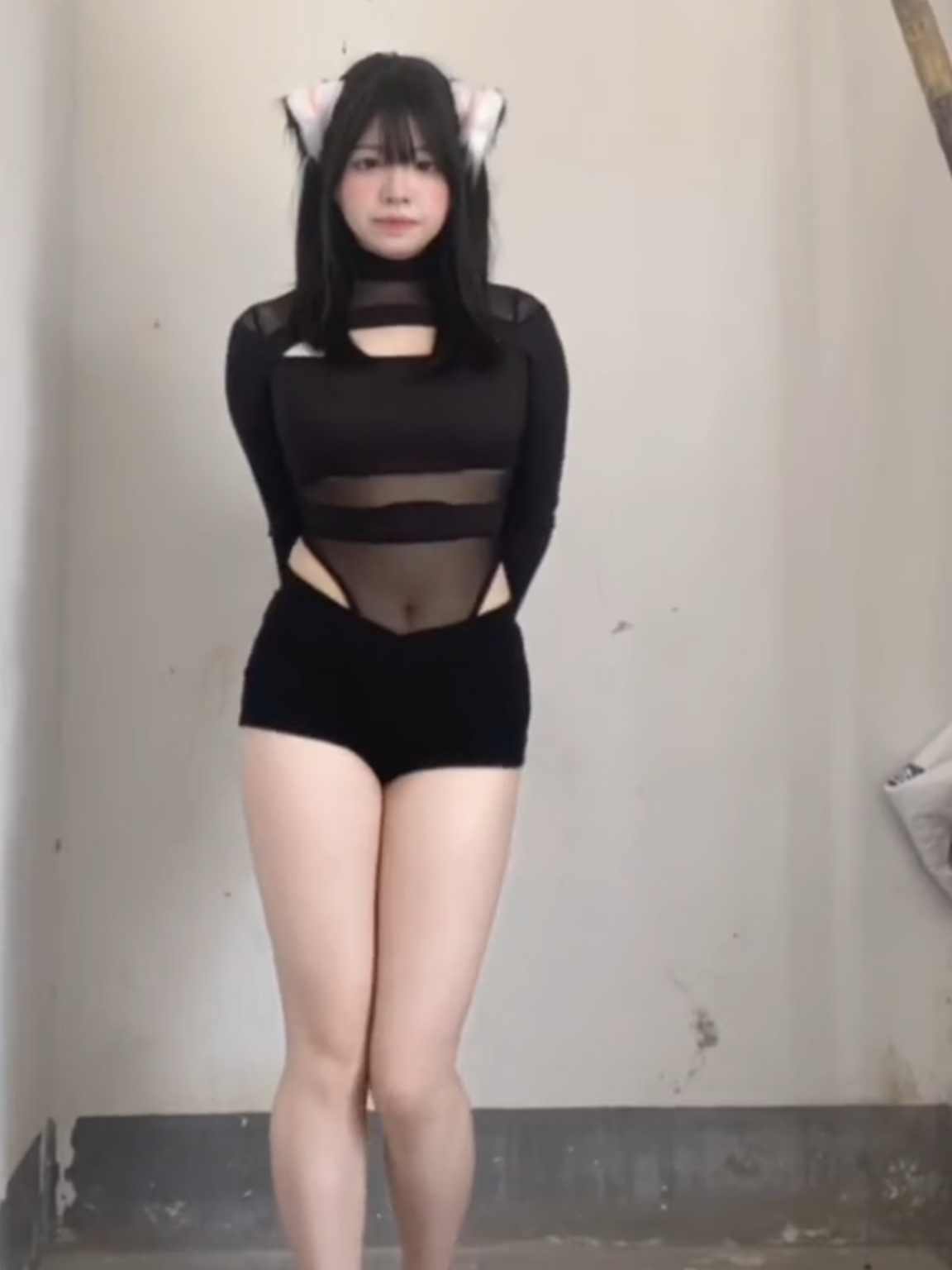 あなたの好きな女性は大人っぽいですか、それとも可愛いですか？#おすすめ #雰囲気 #可愛いペット #かわいい女の子 #sweetgirl #prettygirl #leg #ダンス #ダンスチャレンジ #05