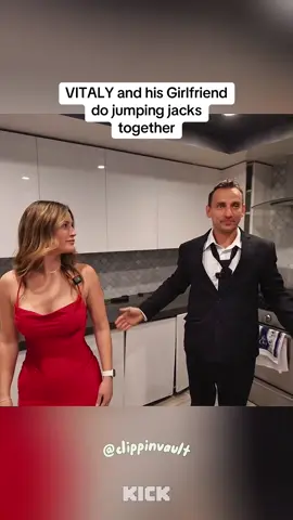 VITALY and his Girlfriend do jumping jacks together #vitaly #vitalyclips #girlfriend #jump #relationshipgoals 