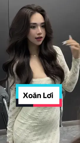 Áo anh sứt chỉ đường tà ... Vợ anh chưa có mẹ già chưa khâu ... Gợi ý mí nàng mẫu xoăn hot nhất mùa thu đông 2024 ! Mí nàng tóc mỏng lưu về làm liền nha 🤩🤩🤩#katiehairstudiodanang #videoviral #lamtocdepdanang #trendingvideo #virral #xuhuong #tocdepdanang 