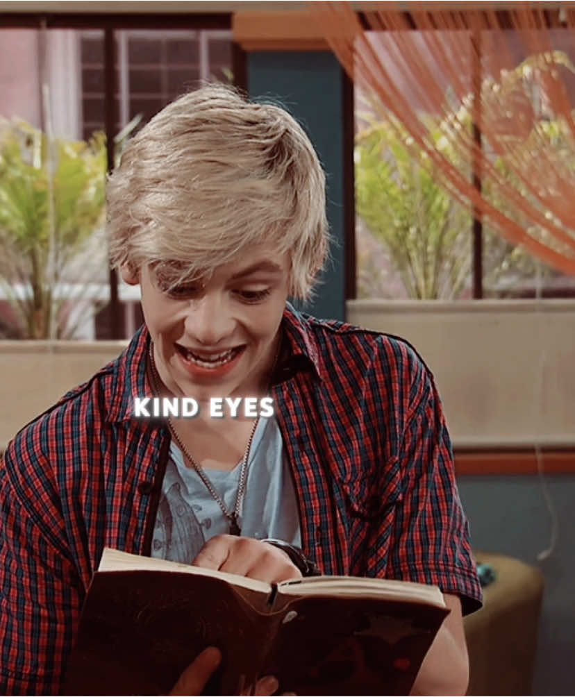 That’s so him #austinandally #austinandallyedit #austinmoon #austinmoonedit #rosslynch #disneychannel #disneychanneledit #childhoodmemories #editz #fyp #viral? #foryoupagee 