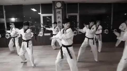 Pertama kali tau K-Tigers karena liat video mereka cover lagu Taeyang #ktigers#taeyang#bigbang#ringalinga#taekwondo#cover#fyp#foryou#foryoupage