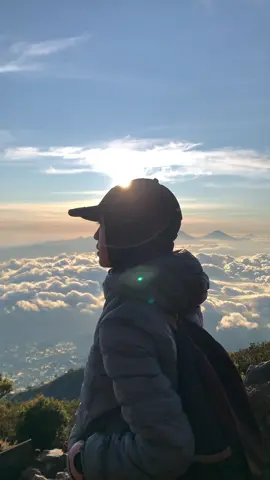 antara menyukai alam atau ada luka yang mendalam