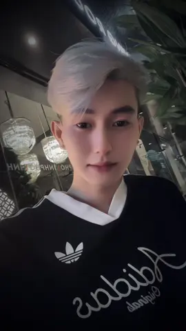 Một ngày nào đó với anh không còn buồn nữa đâu...#vangiahao 