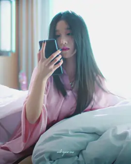 kmy’s “i thought u were the trash can” line will forever be iconic to me cc: soohyunies #komoonyoung #komunyeong #고문영 #seoyeaji #seoyeji #서예지 #itsokaytonotbeokay #사이코지만괜찮아 #kdrama #kdramaedit 