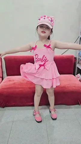 barbie nyo nagicecream yummy na >.< 