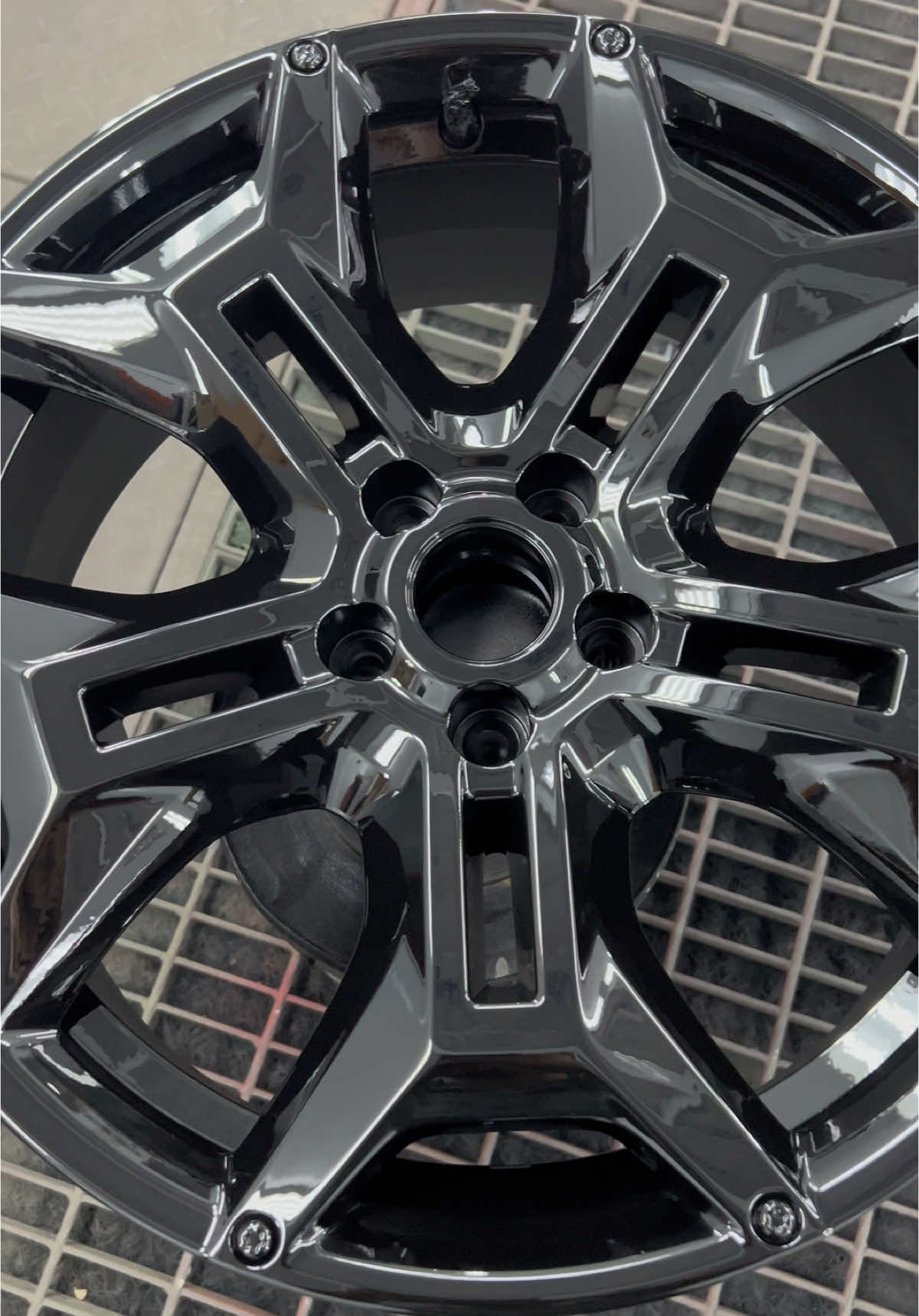 #الامارات_العربية_المتحده🇦🇪 #اكسبلور #اكسبلورexplore #رش_مطاطي #دهان_سيارات_تحويل_لون #القوز #بورش 