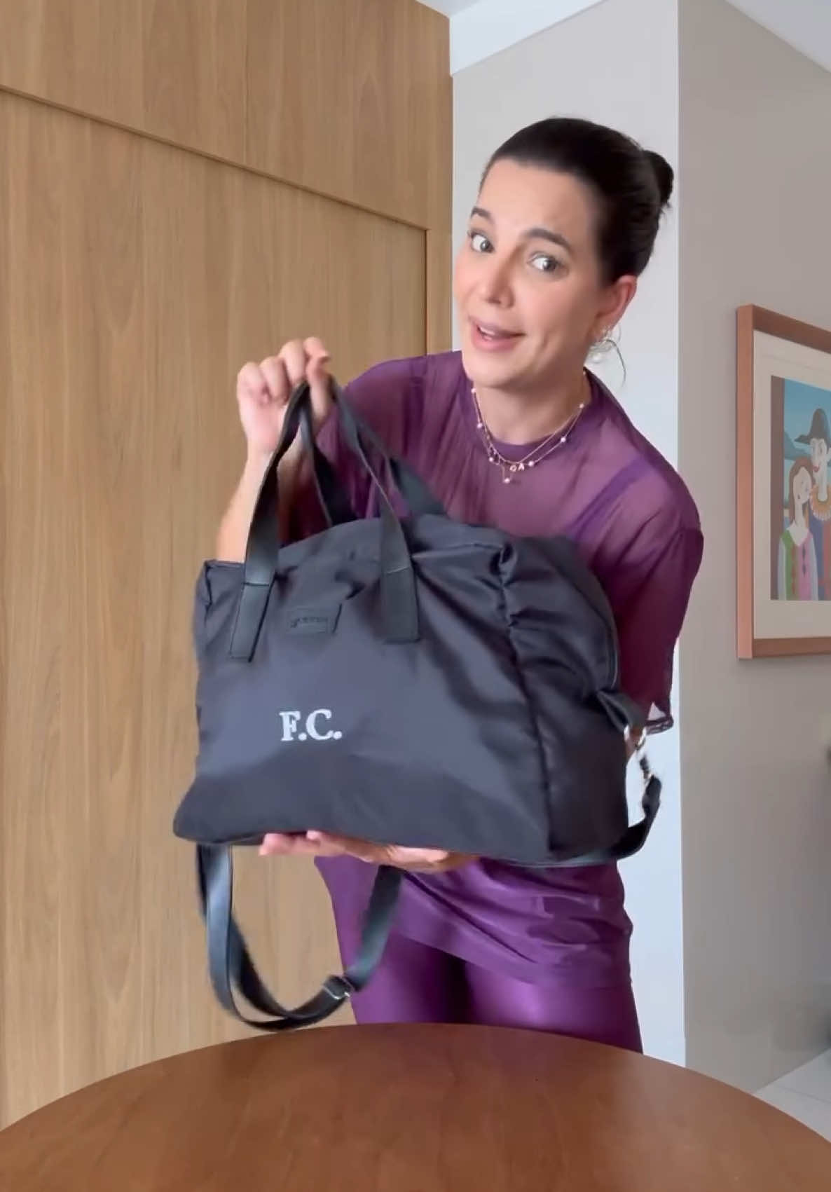 A bolsa que cabe tudo que vc precisa existe: Bolsa Joy da @Gocase Brasil  Cupom: FERNANDACINTRA em todo o site!! Pu bli