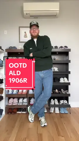 Wearing my new favourite jeans for the first time today 😁🤯😤 #aimeleondore #bestjeans #mensstyle #dailyootd #ootdinspo 