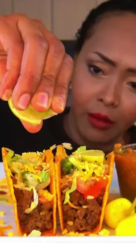 Yummy tacos#tacos #mukbangeatingshow 