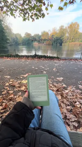 this kindle is my new personality xxx📖📖📖🍵🍵🍵 #kindle #matcha #amazon #book #read #autumn #reader #park #london #wellness #MentalHealth #walk #explore 