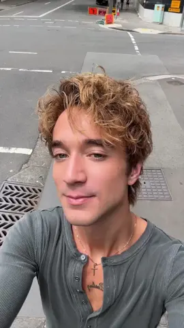 y’all see somthing?