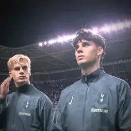handsome... #archiegray #lucasbergvall #tottenham #fyp 