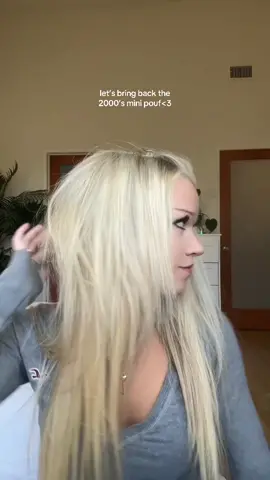 why did we ever stop doing this hairstyle? im obsessed lol so easy and cute<3 #y2khairstyle #hairtutorials #y2kaesthetic #y2kstyle #y2k #early2000s #mcbling #creatorsearchinsights 