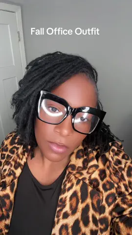 Serving up fall fashion in the office! From cozy knits to autumn tones, this look is all about comfort and style. Perfect for a day of meetings and post-work plans! #OOTD #FallFashion #OfficeStyle #Over40Fashion #creatorsearchinsights 