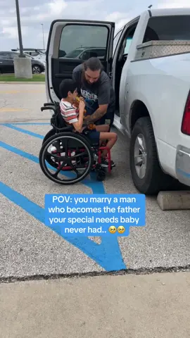 Today I looked at my husband while we sat in a new specialist’s office being trained on how to administer emergency seizure medication & realized that in the 5 years we’ve been together he’s been to more appointments than Aadin’s birth dad has in his ENTIRE LIFE.. How did we get so lucky? 🥹❤️♿️🧩 #specialneedsmom #autism #autismdad #stepdad #dad #dadsoftiktok #unconditionallove #family #wheelchairlife 