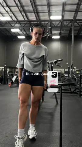 quick lil leg day! @YOUNGLA