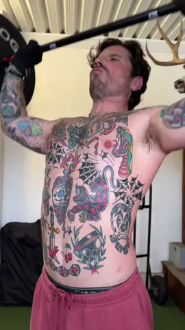 Shoulder gang… #tattoo #traditionaltattoo #4you #4upage #losangeles #fyp #americantraditional #metal #tattoolover #workout #shoulders #Fitness #muscle 