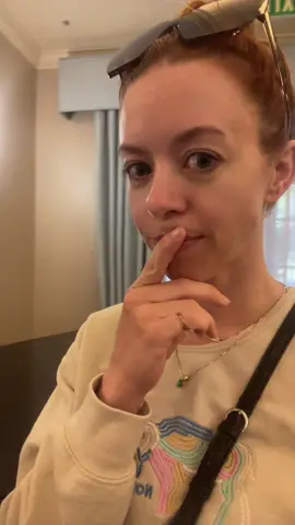 This song follows me around… have you listened to my response song yet?#imjolene  #jolene #dollyparton #goodomen #americanarock #countryrock 