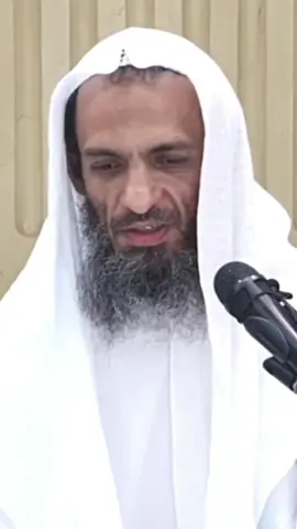 يموت العبد على ما عاش عليه.  ___ #الشيخ_خالد_اسماعيل #خالد_اسماعيل #fyp 