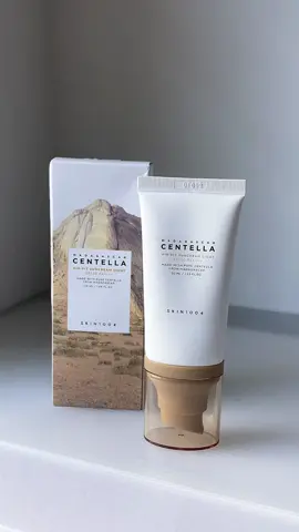 finally understand the hype for this physical sunscreen! 💛 SKIN1004 MADAGASCAR centella air-fit suncream light with SPF 30 PA ++++