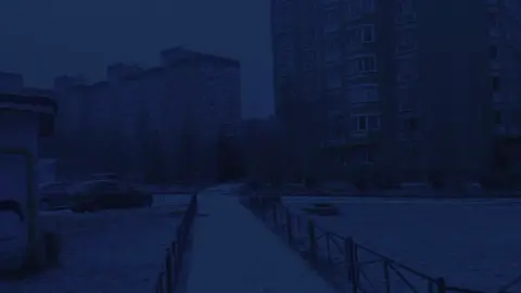 The city is dead and so am I.. #real #depressed #тоска #одиночество #снег #evening #dark #вечер #молчатдома #холод #alone #doomer #tired #sadvibes #vibes #sad #darkaesthetic #sity 