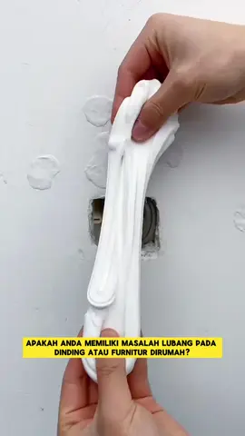 Masalah dinding dan firniture dirumah pada bolong, ini solusinya👆 #fypシ゚ #flksyaguys #lemdempu #lemsealant #penutuplubang 