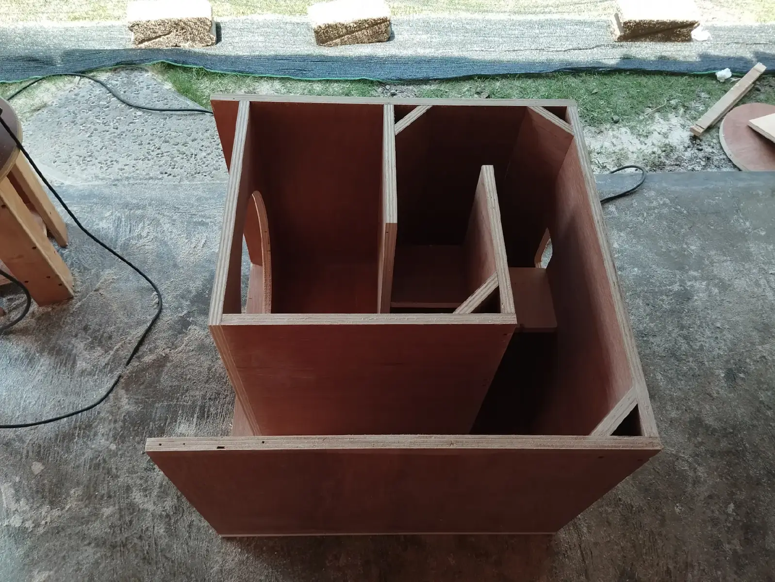 okee bolo next proses pembuatan box Miniscoop Singgel 15inch.. Bahan+Model bisa request siap layanii..  #costumboxspeaker #ansproduction #soundprofessional  #fypシ゚viral 