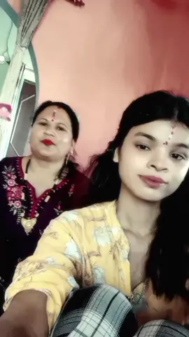 aayaka thiu Khali hata janxu nai khali bachun jela aauna nachau  risaraga phali💖💖💖