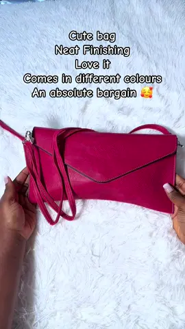 #handbagcollection #handbags #bagsoftiktok #minibag #handbagcollection #tiktokmademebuyit #CapCut 