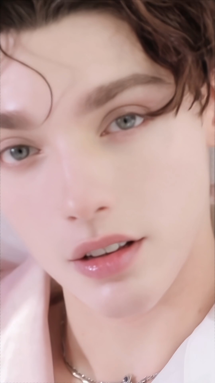 OMG! His face is so beautiful😍 #小甜饼pomogisebe #pomogisebe #Gosha 