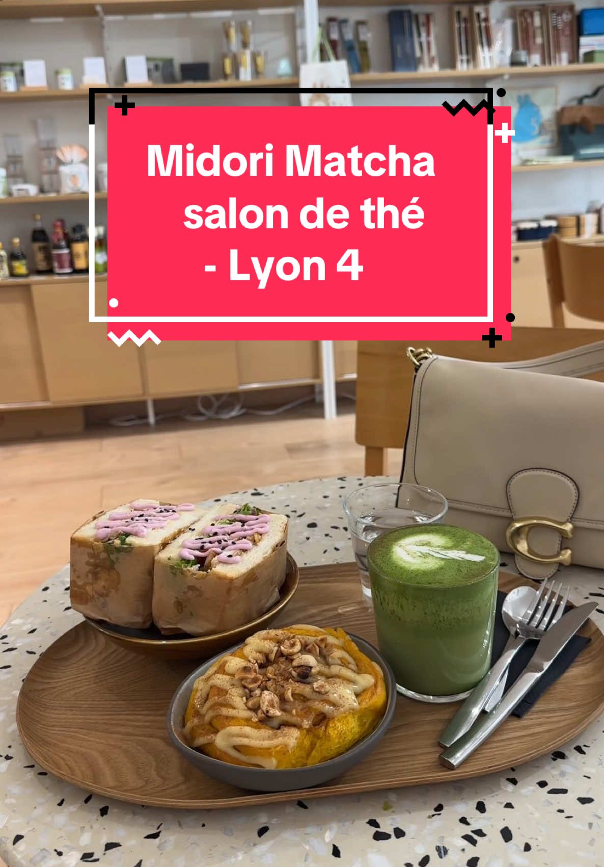 Nouveautés chez Midori Matcha Café et j’ai aussi refais un restock de Matcha bien sur !! @Midori Matcha Cafe 💚💚 #coffee #fyp #cafe #lyonnais #cofeeshop #teashop #matcha #patisserie 