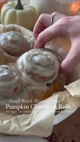 Small Batch GOOEY ‘Brown Butter’ Vegan Pumpkin Cinnamon Rolls!! No eggs, no dairy for ep. 10 of Small Batch Classics Made Vegan 🎃✨