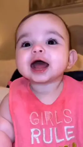Baby saying dada cutest moments 😅🥹🥰 #babyfun #edit #1minlook #memories #forbabies #loveyou #reaction #babytiktok #video #babylove 