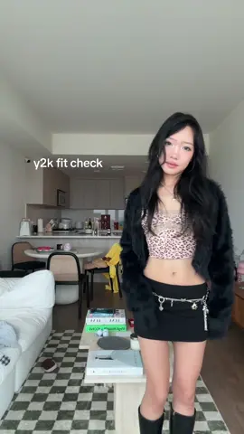fit check #y2kfashion #chainbelt #blackminiskirt #koreanmakeup @LAMODA @Urban Outfitters @En Route Jewelry Store 