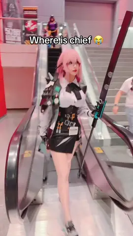 WHERE DID SHE GO…  😭😭 #yanagi #zzzero #yanagicosplay #yanagizzz #zzz #zzzcosplay #cosplay #cosplayer