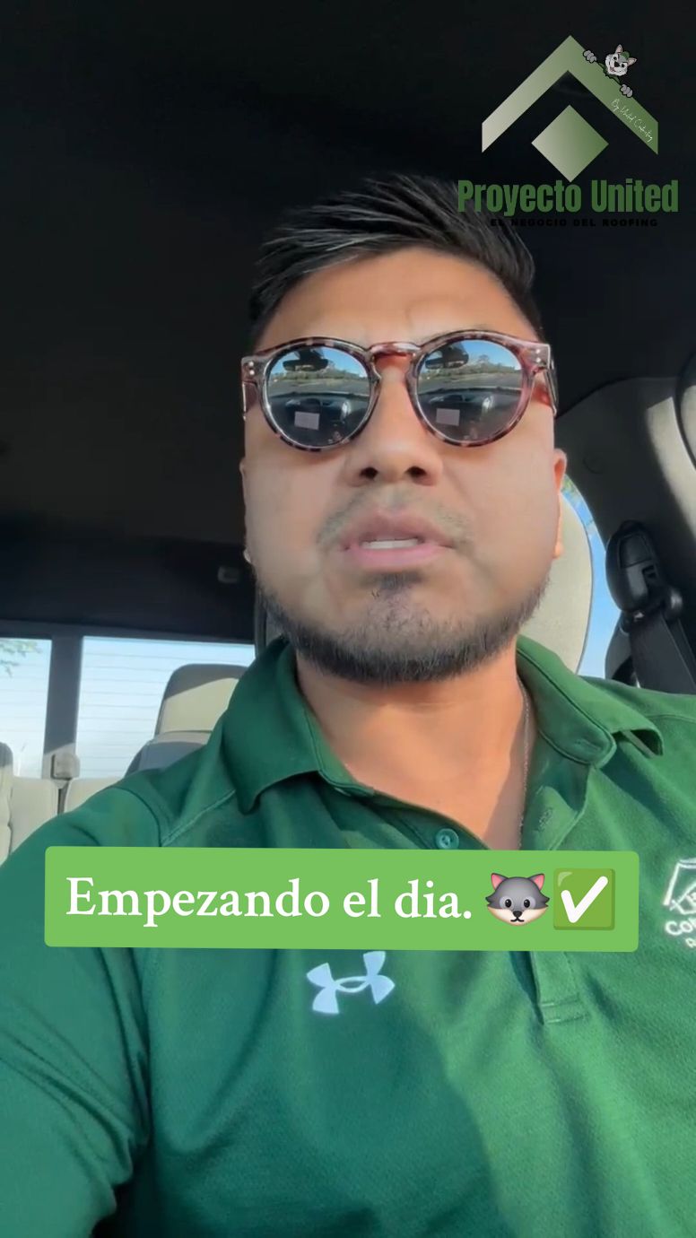 Empezando el día después de fuertes lluvias. 🐺✅️ . . . . . . . . . . .  #roofing #roof #GAF #Masterelite #roofingCompany #sharethelex #KentuckyLife #contractors #unitedcontractingllc  #InsuranceClaim #kentucky #viral #capcut #trend #trending 