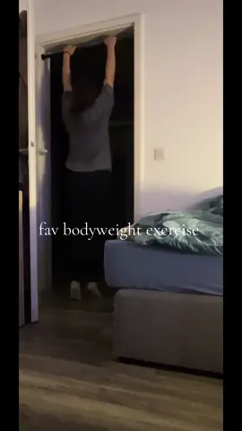 low quality ups #calisthenics #calisthenicsgirls #pullup #bodyweight #workout 