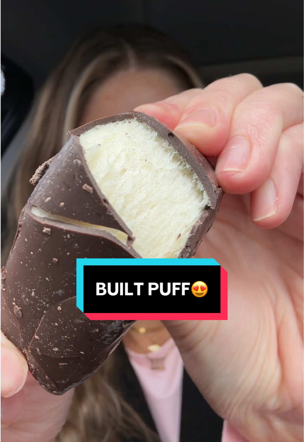 i seriously can not get enough 😫😫 this is my 5th box… (i buy these with my own money btw) #protein #proteinpowder #proteinbar #proteinbarreview #proteinsnack #healthysnacks #snacks #mukbang #mukbangeatingshow #eatingshow #eatwithme #tiktokshopfinds #builtpuffs 