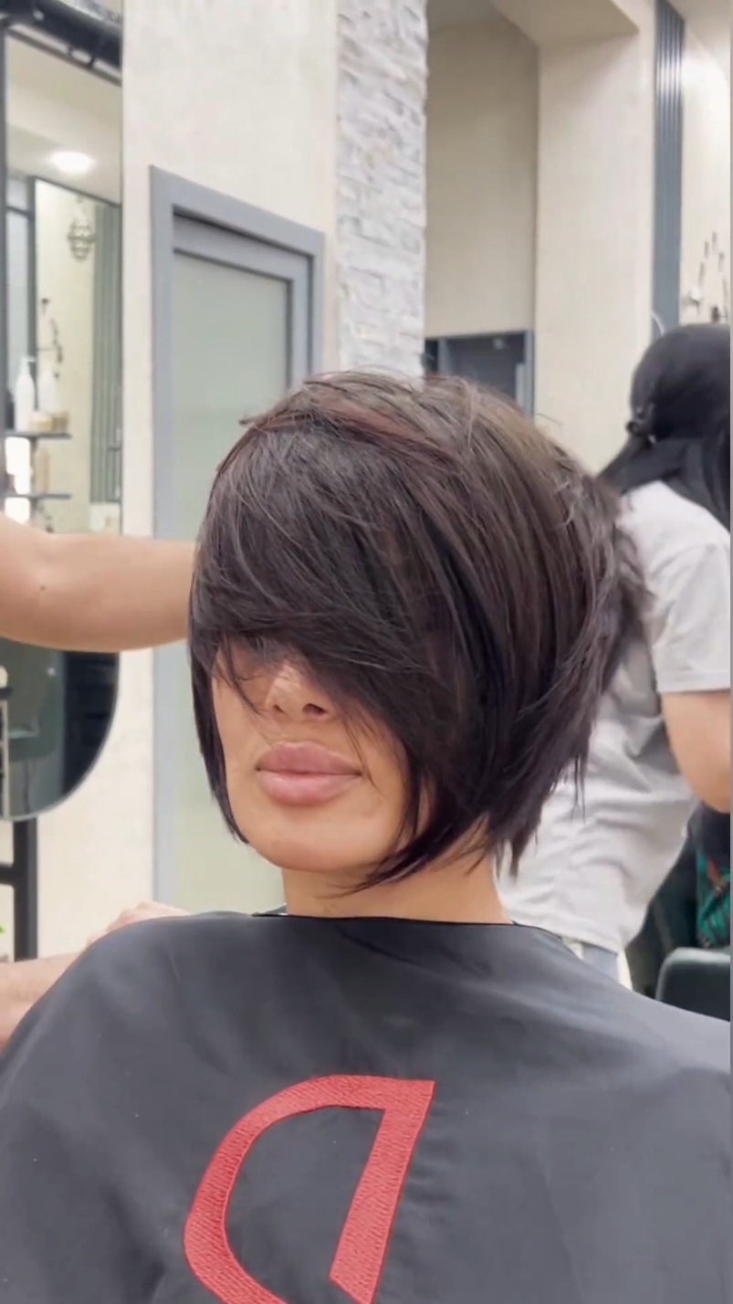 Femine Short Haircuts Compilation ☄️✂️ #shorthair #bobshorthair #kratkovlasky #kratkevlasy #kurzehaare #cheveuxcourt #cortopelo #krotkiewlosy #shortpixiecut #fadedpixie #pixiestyle 