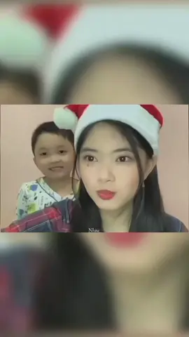 member JKT48 dan adek nya, adek siapa nih yg paling lucu. #fionyjkt48 #cathyjkt48 #greeseljkt48 #nhiwrandomtwit #ollajkt48 #jkt48 #jkt48newera 