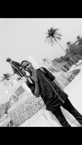happy birthday to u in few hours to ur day