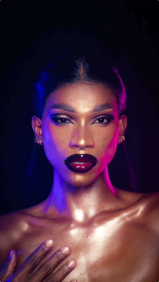 Eu sou negra meu amoor 🪮 audio: @mariajosecardoso_  #makeartistica #makeup #pelepreta 